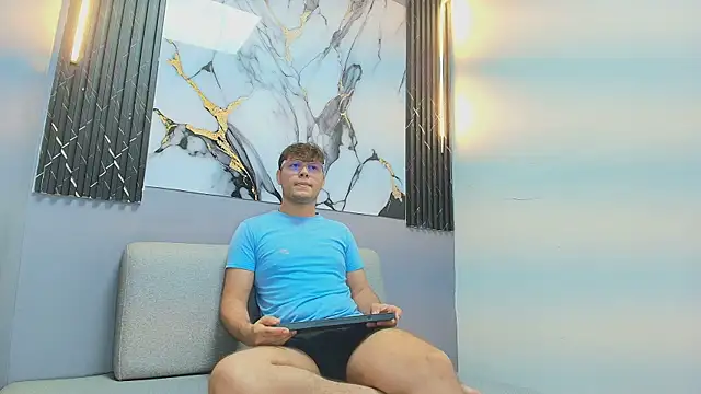 PAULO PARKER2 online show from March 26, 3:56 am