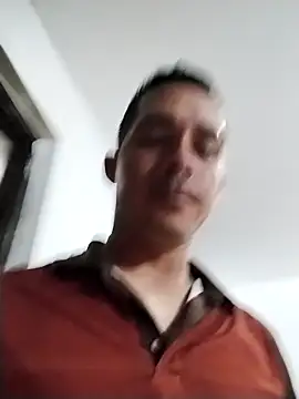 Snapshot of Gabriel_leon33 chatting on March 24, 4:17 am Gabriel leon33 online show from March 24, 4:17 am