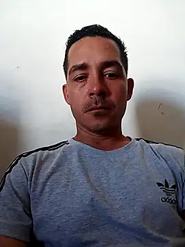 Snapshot of Gabriel_leon33 chatting on March 25, 7:53 pm Gabriel leon33 online show from March 25, 7:53 pm