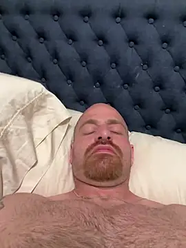 whitelioncody online show from June 8, 5:19 am