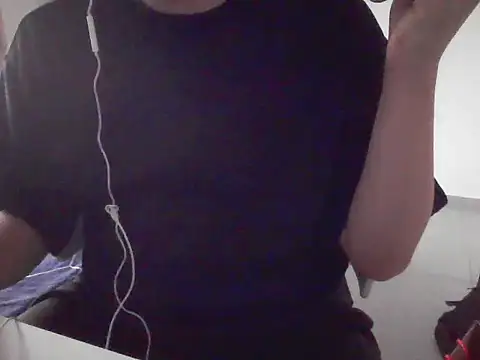 ZuJooo01 online show from March 26, 9:59 am