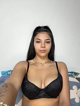 Crissdesire online show from July 6, 4:31 pm