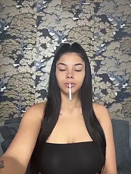 Crissdesire online show from July 23, 3:32 pm