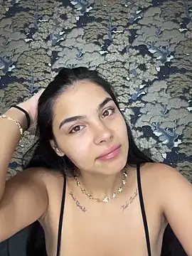 Crissdesire online show from July 28, 4:39 pm