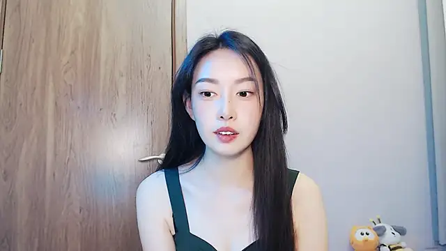Snapshot of anan_882 chatting on April 17, 2:25 am anan 882 online show from April 17, 2:25 am