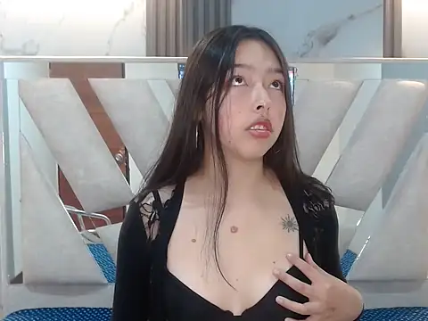 salethjonescl202 online show from March 28, 7:24 pm