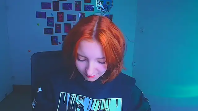 Snapshot of Butterfly_Milly chatting on March 27, 12:38 pm Butterfly Milly online show from March 27, 12:38 pm