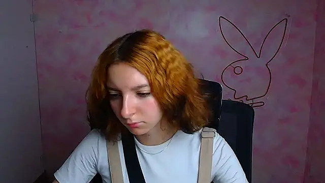 Butterfly Milly online show from June 23, 5:49 am