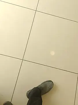 luck00y online show from May 26, 3:46 am