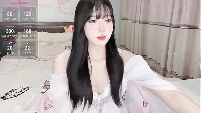 YINUO-QJ online show from April 24, 3:25 pm