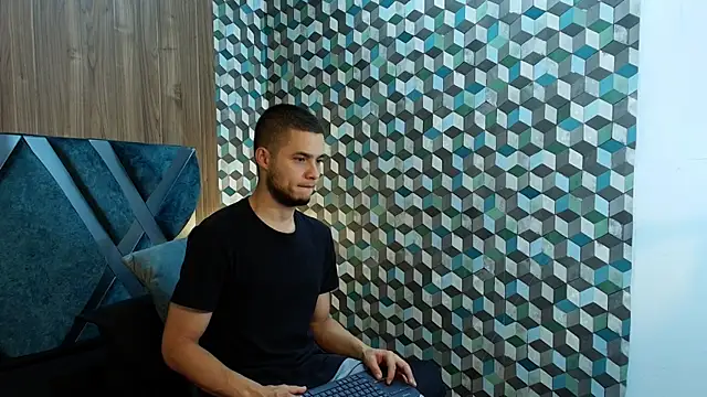 Joaho Fernandez online show from May 27, 9:23 pm