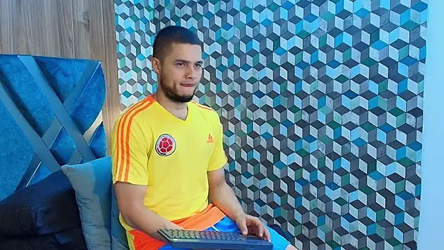 Joaho Fernandez online show from June 23, 9:13 pm