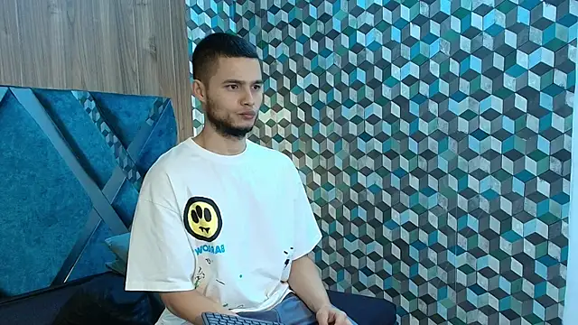 Joaho Fernandez online show from July 21, 8:00 pm