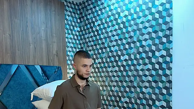 Joaho Fernandez online show from July 31, 7:57 pm