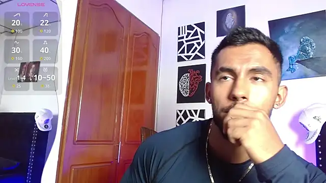 romanpearce  online show from July 7, 5:39 pm