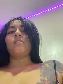 allissonSaenz online show from March 31, 11:32 am