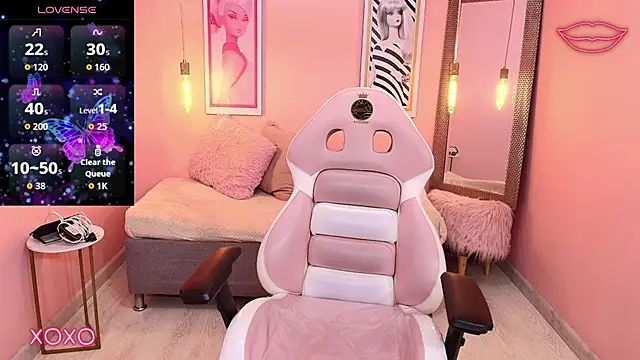 Soffi x x  online show from July 10, 3:11 am