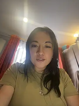 Snapshot of kimberly_peter chatting on June 6, 10:25 pm kimberly peter online show from June 6, 10:25 pm