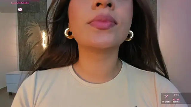 alana dantes  online show from April 20, 7:15 pm