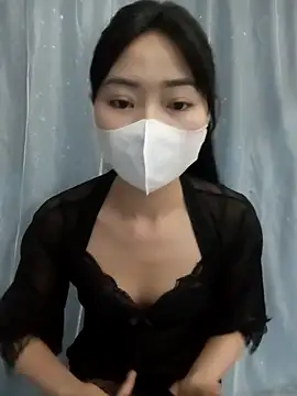 Snapshot of Xiangchuu chatting on April 1, 2:58 pm Xiangchuu online show from April 1, 2:58 pm