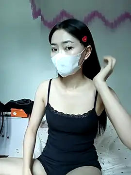 Snapshot of Xiangchuu chatting on May 5, 5:26 am Xiangchuu online show from May 5, 5:26 am