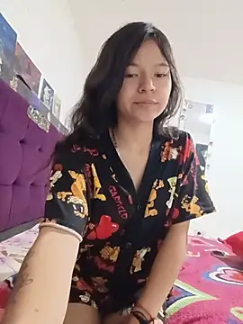 Ninffa sweet21 online show from June 13, 3:15 am