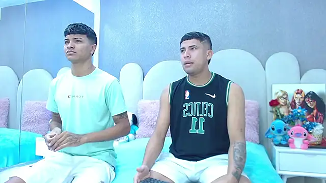 Snapshot of party_duo_playboy chatting on March 29, 2:33 am party duo playboy online show from March 29, 2:33 am