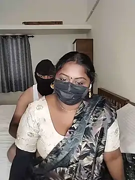 Snapshot of Tamil-Dhara chatting on July 23, 11:30 am Tamil-Dhara online show from July 23, 11:30 am