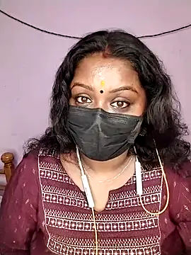 Snapshot of Tamil-Dhara chatting on July 24, 5:55 pm Tamil-Dhara online show from July 24, 5:55 pm