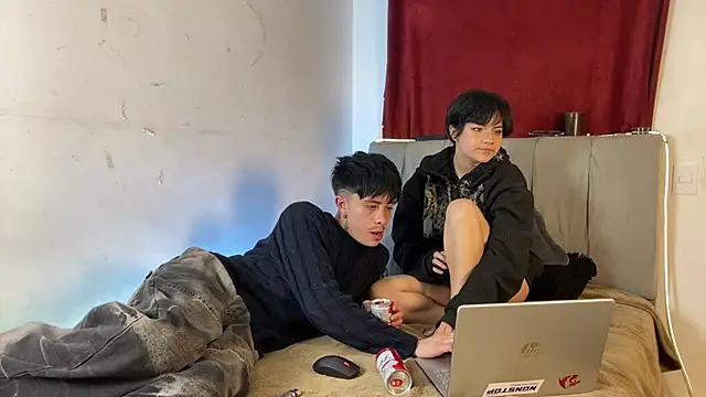 perceo and saddie online show from April 20, 3:09 am