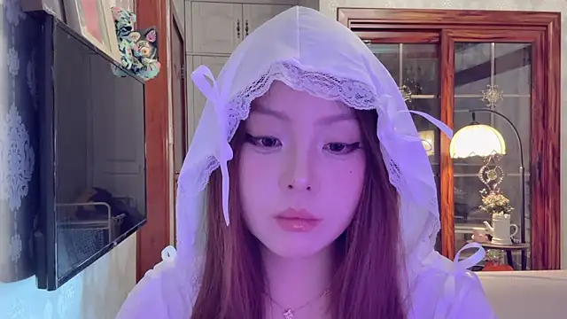 thelittlexx online show from April 30, 7:36 am