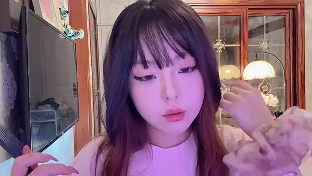 thelittlexx online show from May 8, 7:25 am