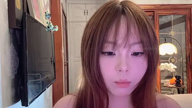 thelittlexx online show from May 20, 7:36 am