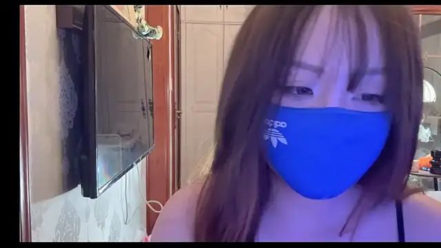 thelittlexx online show from June 3, 2:33 pm