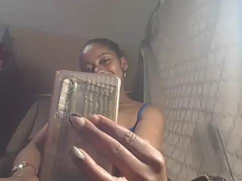 linda hot0808 online show from March 27, 4:18 am