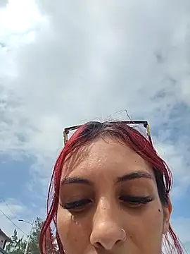Derieri Blush online show from June 4, 3:18 pm