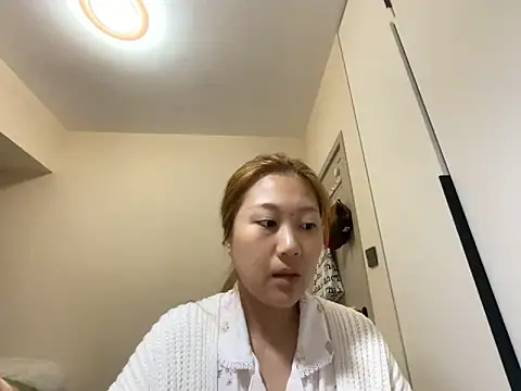 tutu512 online show from April 28, 10:31 am