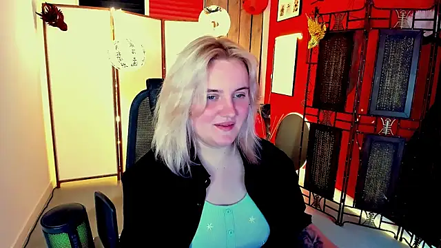 KathyBriggs online show from June 5, 5:03 am