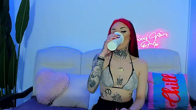 Snapshot of Cassy-Foxy chatting on March 29, 5:18 am Cassy-Foxy online show from March 29, 5:18 am