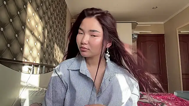 LammingLoner online show from July 8, 1:26 pm