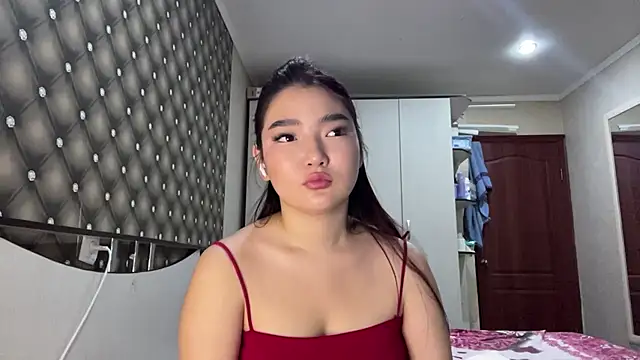 LammingLoner online show from July 17, 3:39 pm