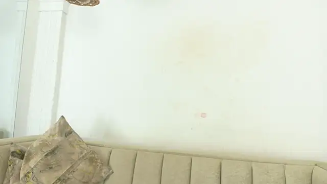 Snapshot of alix_rada chatting on April 14, 7:31 pm alix rada online show from April 14, 7:31 pm