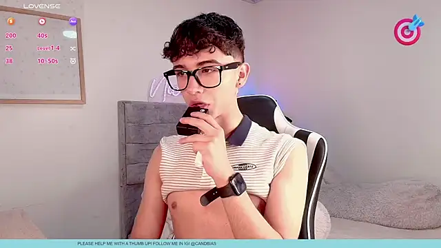 Snapshot of niico_prince chatting on July 6, 8:55 pm niico prince online show from July 6, 8:55 pm