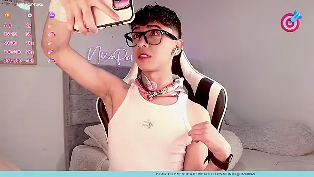 Snapshot of niico_prince chatting on July 14, 10:04 pm niico prince online show from July 14, 10:04 pm
