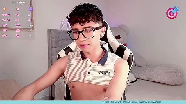 Snapshot of niico_prince chatting on July 24, 10:08 pm niico prince online show from July 24, 10:08 pm