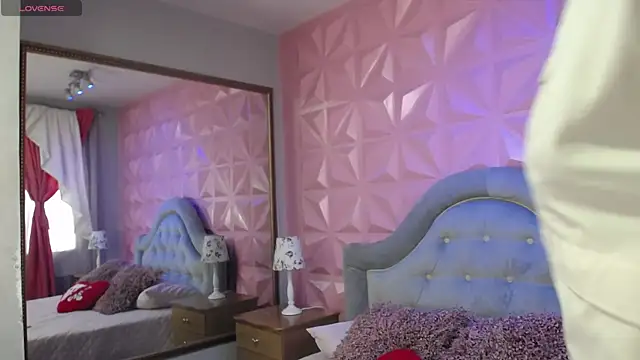 Snapshot of Scarlet_Honey_ chatting on March 26, 1:38 pm Scarlet Honey online show from March 26, 1:38 pm