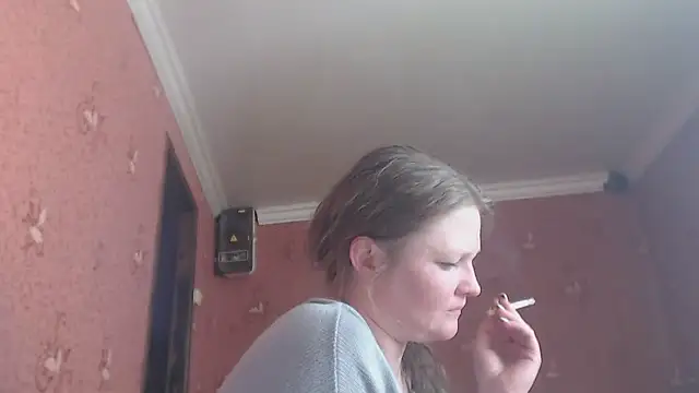 Snapshot of CharleyReid chatting on June 2, 6:37 am CharleyReid online show from June 2, 6:37 am