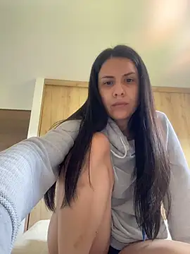 Annarhode online show from July 23, 6:39 pm