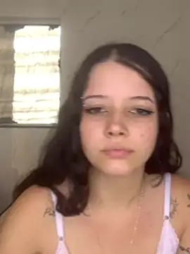 Snapshot of pricila887 chatting on July 17, 6:02 pm pricila887 online show from July 17, 6:02 pm