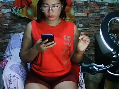 honey krishia online show from July 11, 2:47 am